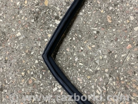 ФОТО Направляющая стекла для Subaru Impreza GD/GG Киев