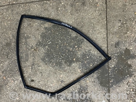 ФОТО Направляющая стекла для Subaru Impreza GD/GG Киев