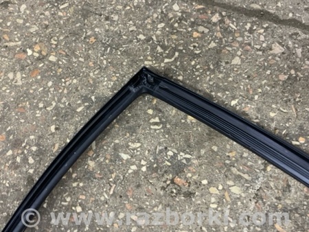 ФОТО Направляющая стекла для Subaru Impreza GD/GG Киев