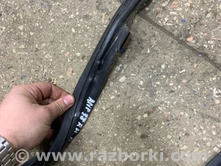 ФОТО Уплотнительная резинка для Subaru Impreza GD/GG Киев
