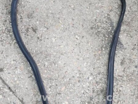ФОТО Уплотнительная резинка для Subaru Legacy (все модели) Киев