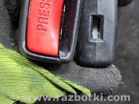 ФОТО Замок ремня безопасности для Subaru Outback Киев