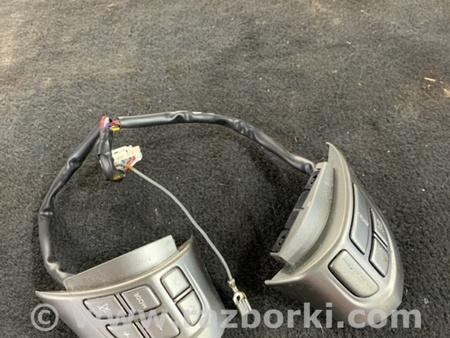 ФОТО Кнопки руля для Subaru Outback Киев