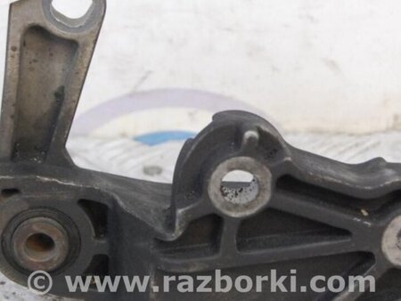 ФОТО Кронштейн крепления двигателя для Mazda 3 BK (2003-2009) (I) Киев