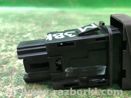 ФОТО Кнопка аварийки для Mazda 3 BK (2003-2009) (I) Киев