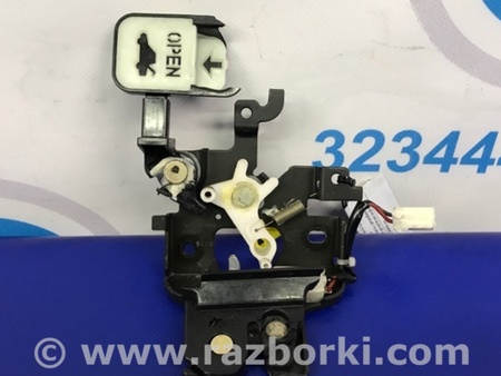 ФОТО Замок крышки багажника для Mazda 3 BK (2003-2009) (I) Киев
