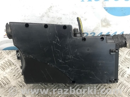 ФОТО Блок предохранителей для Mazda 3 BK (2003-2009) (I) Киев