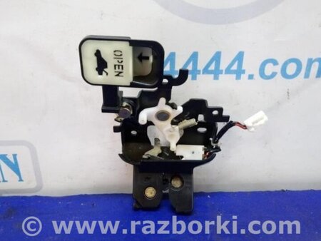 ФОТО Замок крышки багажника для Mazda 3 BK (2003-2009) (I) Киев