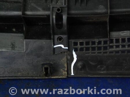 ФОТО Пластик под лобовое стекло (Жабо) для Mazda 3 BK (2003-2009) (I) Киев