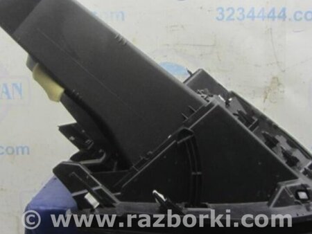 ФОТО Бардачок для Mazda 3 BL (2009-2013) (II) Киев