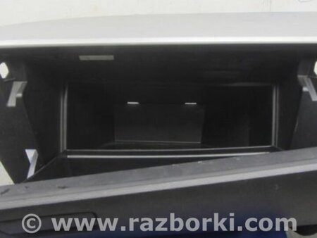 ФОТО Бардачок для Mazda 3 BL (2009-2013) (II) Киев