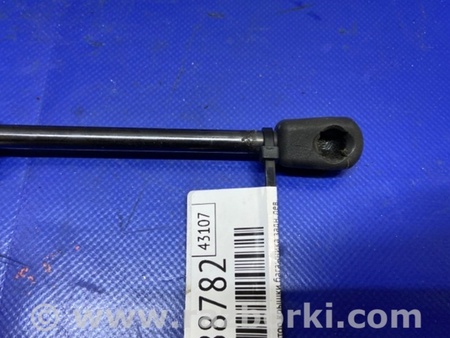 ФОТО Амортизатор крышки багажника для Mazda 3 BL (2009-2013) (II) Киев