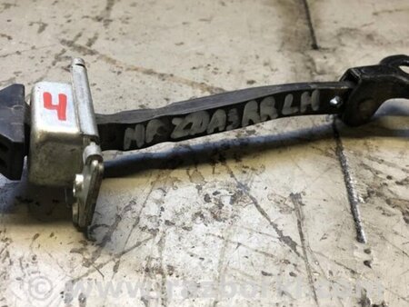 ФОТО Ограничитель двери для Mazda 3 BL (2009-2013) (II) Киев