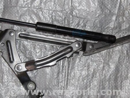 ФОТО Петля крышки багажника для Mazda 3 BL (2009-2013) (II) Киев