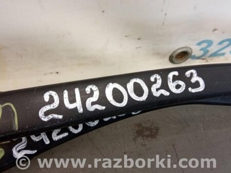 ФОТО Поводок дворника для Mazda 3 BM (2013-...) (III) Киев