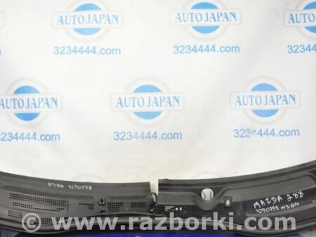 ФОТО Пластик под лобовое стекло (Жабо) для Mazda 3 BM (2013-...) (III) Киев
