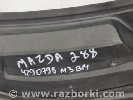 ФОТО Пластик под лобовое стекло (Жабо) для Mazda 3 BM (2013-...) (III) Киев