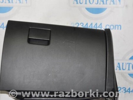ФОТО Бардачок для Mazda 3 BM (2013-...) (III) Киев