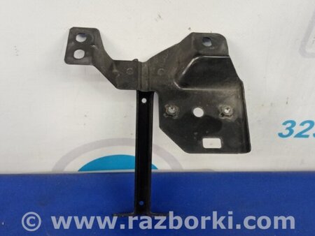 ФОТО Кронштейн замка капота для Mazda 5 CR (2006-2010) Киев
