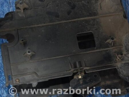 ФОТО Полка аккумулятора для Mazda 5 CR (2006-2010) Киев