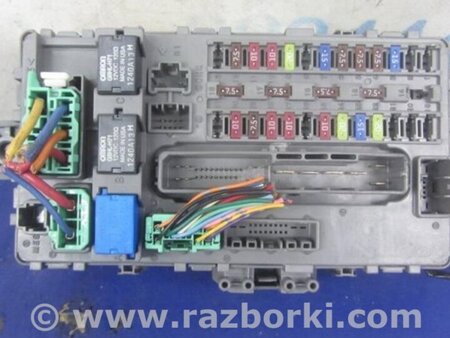 ФОТО Блок предохранителей салон для Honda Accord CW (12.2008 - 03.2013) Киев