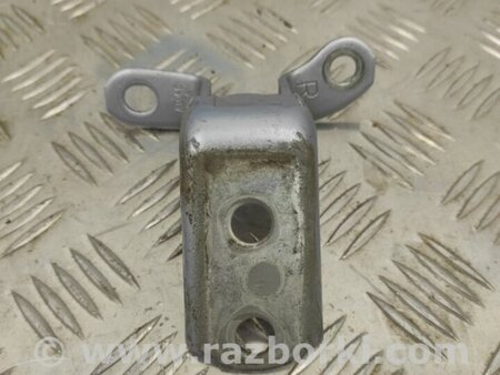ФОТО Петля двери нижняя для Toyota Auris E150 (10.2006-11.2012) Киев