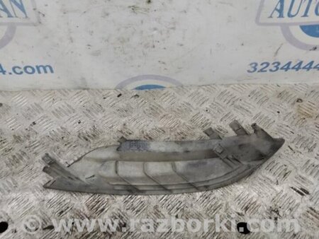 ФОТО Накладка противотуманной фары для Toyota Auris E150 (10.2006-11.2012) Киев