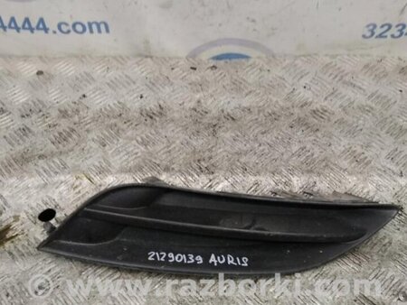 ФОТО Накладка противотуманной фары для Toyota Auris E150 (10.2006-11.2012) Киев