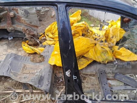 ФОТО Стойка кузова центральная для Toyota Auris E150 (10.2006-11.2012) Киев
