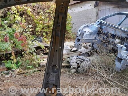 ФОТО Стойка кузова центральная для Toyota Auris E150 (10.2006-11.2012) Киев