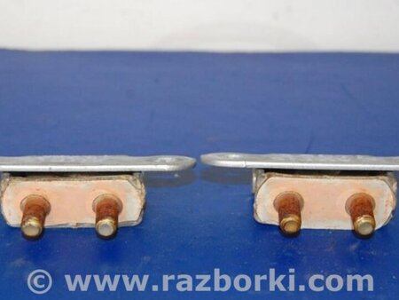 ФОТО Петля крышки багажника для Toyota Auris E150 (10.2006-11.2012) Киев