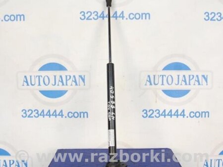 ФОТО Амортизатор крышки багажника для Toyota Auris E150 (10.2006-11.2012) Киев