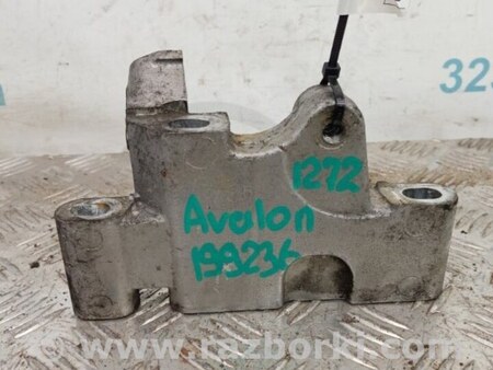 ФОТО Кронштейн крепления двигателя для Toyota Avalon XX30 (12.2004-10.2012) Киев