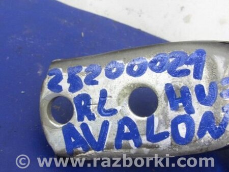ФОТО Петля двери нижняя для Toyota Avalon XX30 (12.2004-10.2012) Киев