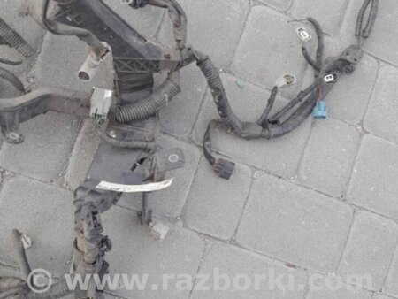 ФОТО Проводка моторного отсека для Toyota Avensis T250 (02.2003-10.2009) Киев