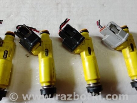 ФОТО Форсунка топливная для Toyota Avensis T250 (02.2003-10.2009) Киев