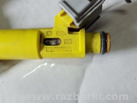 ФОТО Форсунка топливная для Toyota Avensis T250 (02.2003-10.2009) Киев