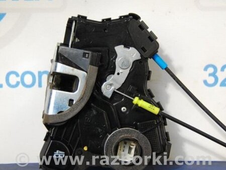 ФОТО Замок двери для Toyota Avensis T250 (02.2003-10.2009) Киев