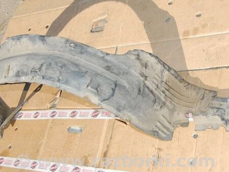 ФОТО Подкрылок для Nissan Bluebird Киев