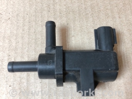 ФОТО Клапан электромагнитный (вакуумный) для Toyota Camry 30 XV30 (09.2001-03.2006) Киев