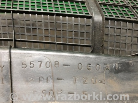 ФОТО Пластик под лобовое стекло (Жабо) для Toyota Camry 30 XV30 (09.2001-03.2006) Киев