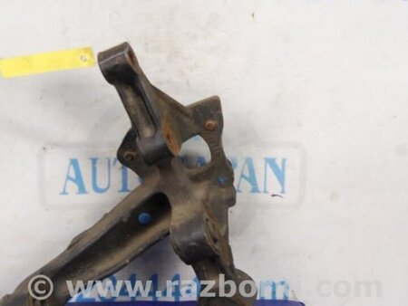 ФОТО Цапфа для Toyota Camry 30 XV30 (09.2001-03.2006) Киев