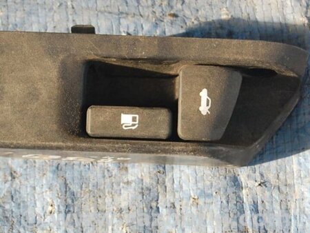 ФОТО Ручка открывания бензобака для Toyota Camry 40 XV40 (01.2006-07.2011) Киев