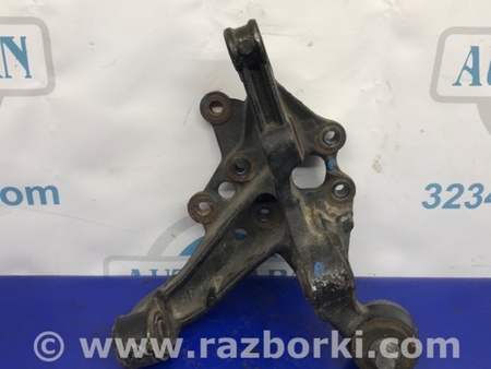 ФОТО Цапфа для Toyota Camry 50 XV50 (08.2011-11.2014) Киев