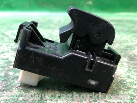 ФОТО Кнопка стеклоподьемника для Toyota Camry 50 XV50 (08.2011-11.2014) Киев
