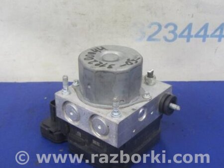 ФОТО Блок ABS для Toyota Camry 50 XV50 (08.2011-11.2014) Киев