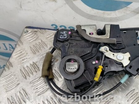 ФОТО Замок двери для Toyota Camry 50 XV50 (08.2011-11.2014) Киев
