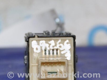 ФОТО Кнопка центрального замка для Toyota Camry 50 XV50 (08.2011-11.2014) Киев