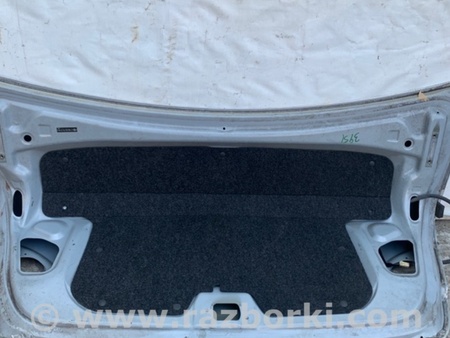 ФОТО Крышка багажника для Toyota Corolla E120 (08.2000-02.2007) Киев