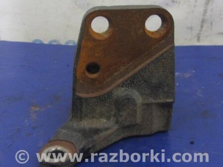ФОТО Кронштейн крепления двигателя для Toyota Corolla E120 (08.2000-02.2007) Киев
